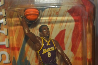 KOBE BRYANT NBA SUPER STARS COURT COLLECTION ACTION FIGURE WITH