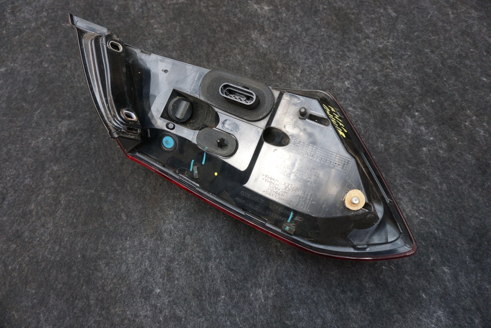 Rear Right Side Outer Tail Light Lamp 670107148 Maserati Ghibli M157 2014-17+