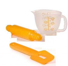 Tupperware Kids Baking Set Spatula Measuring Cup Rolling Pin Orange New