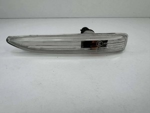 BMW 7 E65, E66, E67 Kotflügel Kunststoff vorne rechts 71647579 3.90 32142271