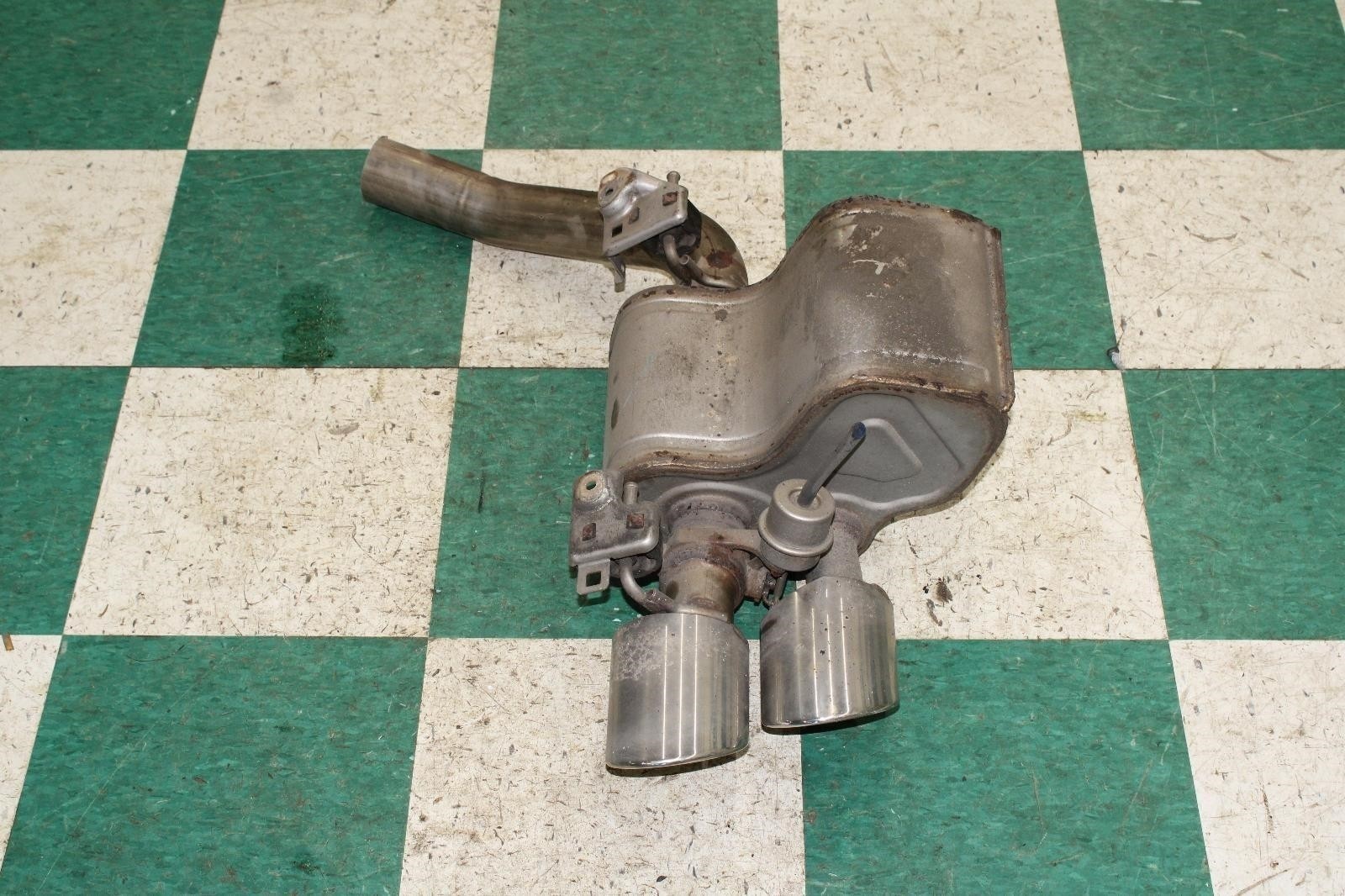 Maserati Ghibli 2014-2019 RIGHT Muffler
