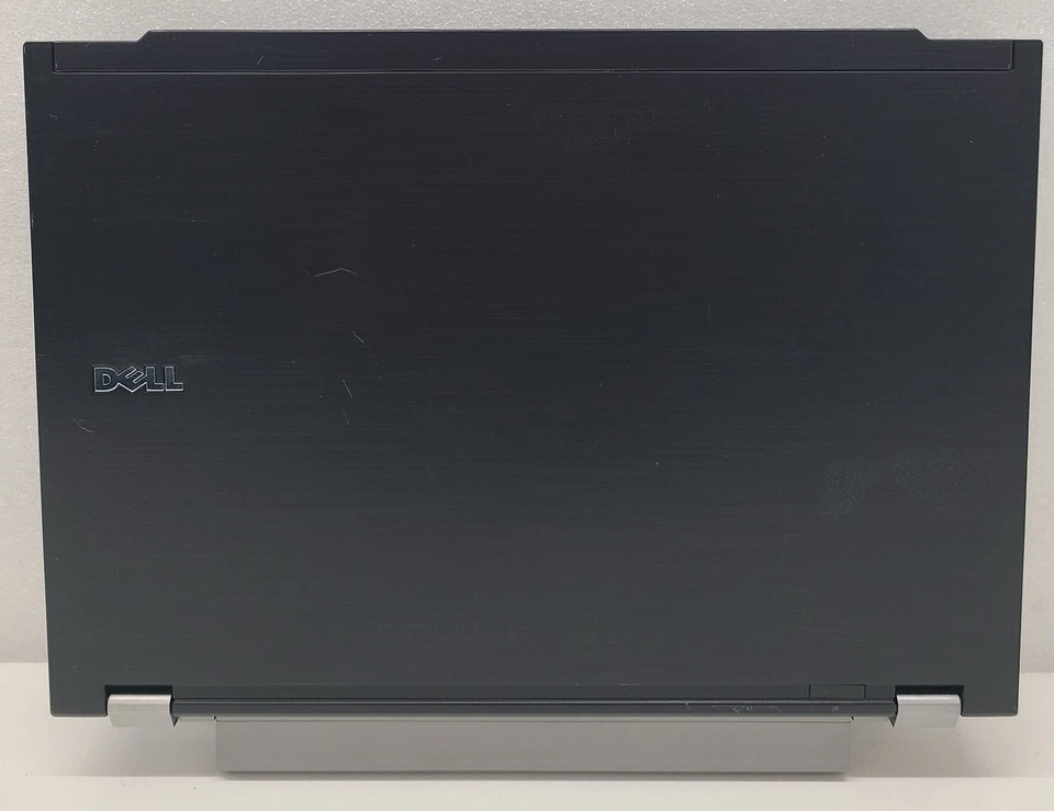 Laptop Dell Latitude E4300 13.3" Intel Core 2 Duo P9600 4GB Ram SIN HD/OS (FL) Foto 3 de 4