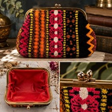 Vtg Retro Needlepoint Kiss Lock Coin Purse Clutch Leather Lined Brass Boho Folk