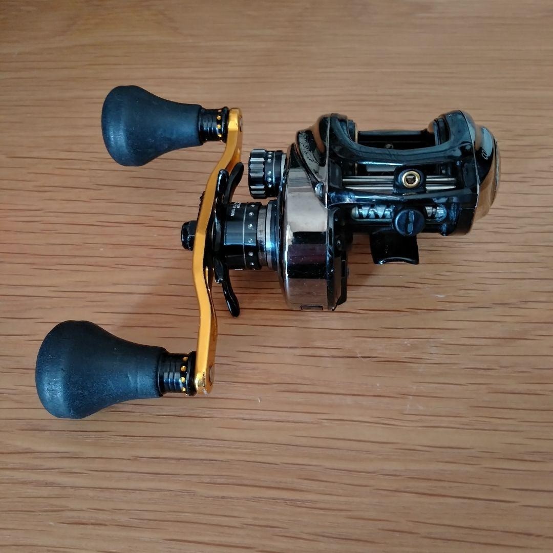 アブガルシア Revo BIG SHOOTER COMPACT 8 Abu Garcia Revo BIG SHOOTER COMPACT 8 Baitcasting Reel High