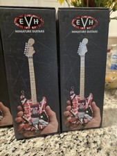 WB EVH-Eddie Van Halen-Frankenstein Red & White Mini Guitar Replica Collection