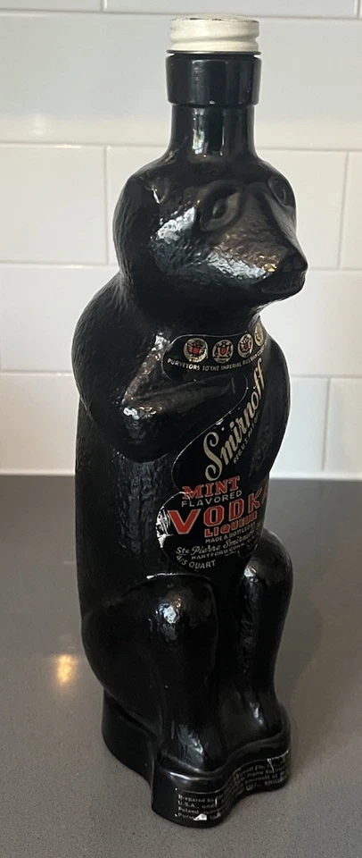 Botella de vidrio Bear Smirnoff vintage Foto 2 de 4