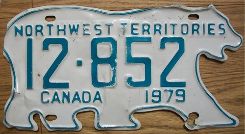 SINGLE NORTHWEST TERRITORIES, CANADA LICENSE PLATE -1979- 12-852 - POLAR BEAR