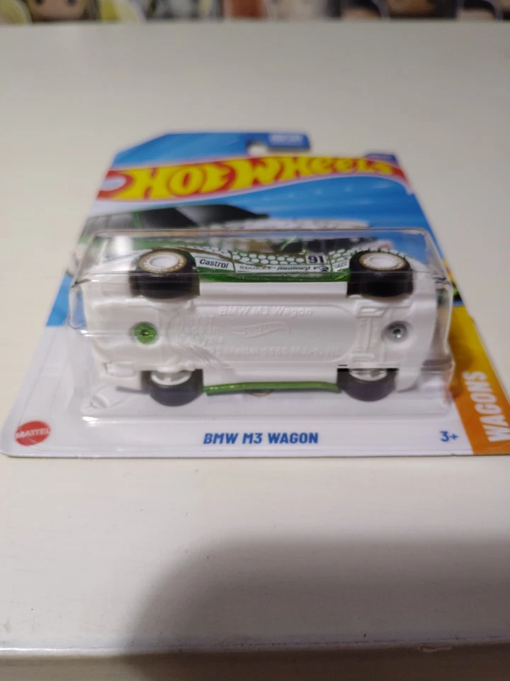 BMW M3 Wagon 5/5 STH 2025 Super Treasure Hunt Hot Wheels Foto 3 de 3