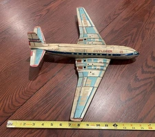 RARE~Vintage~Yonezawa~Comet Jetliner Tin To y Airplane~No. 17~De Havilland