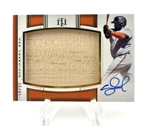2025 National Treasures Pablo Sandoval Legendary Jumbo Lumber Auto #50/99