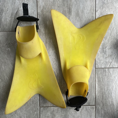 Force Fin Pro Scuba Schnorchelflossen neongelb, groß