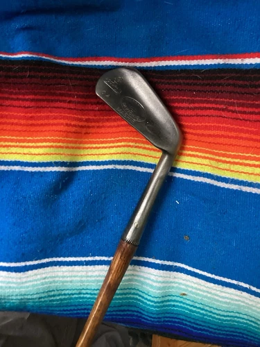Antique Hickory Wood Shaft MacGregor OA Flanged Mashie Golf Club