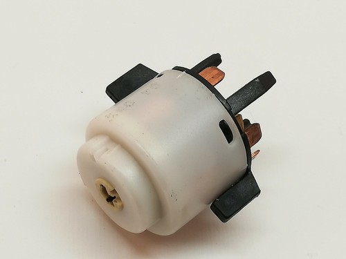 Audi A4 B6  -  Zündanlassschalter Zündschalter Schalter Zündung   4b0905849 (00)