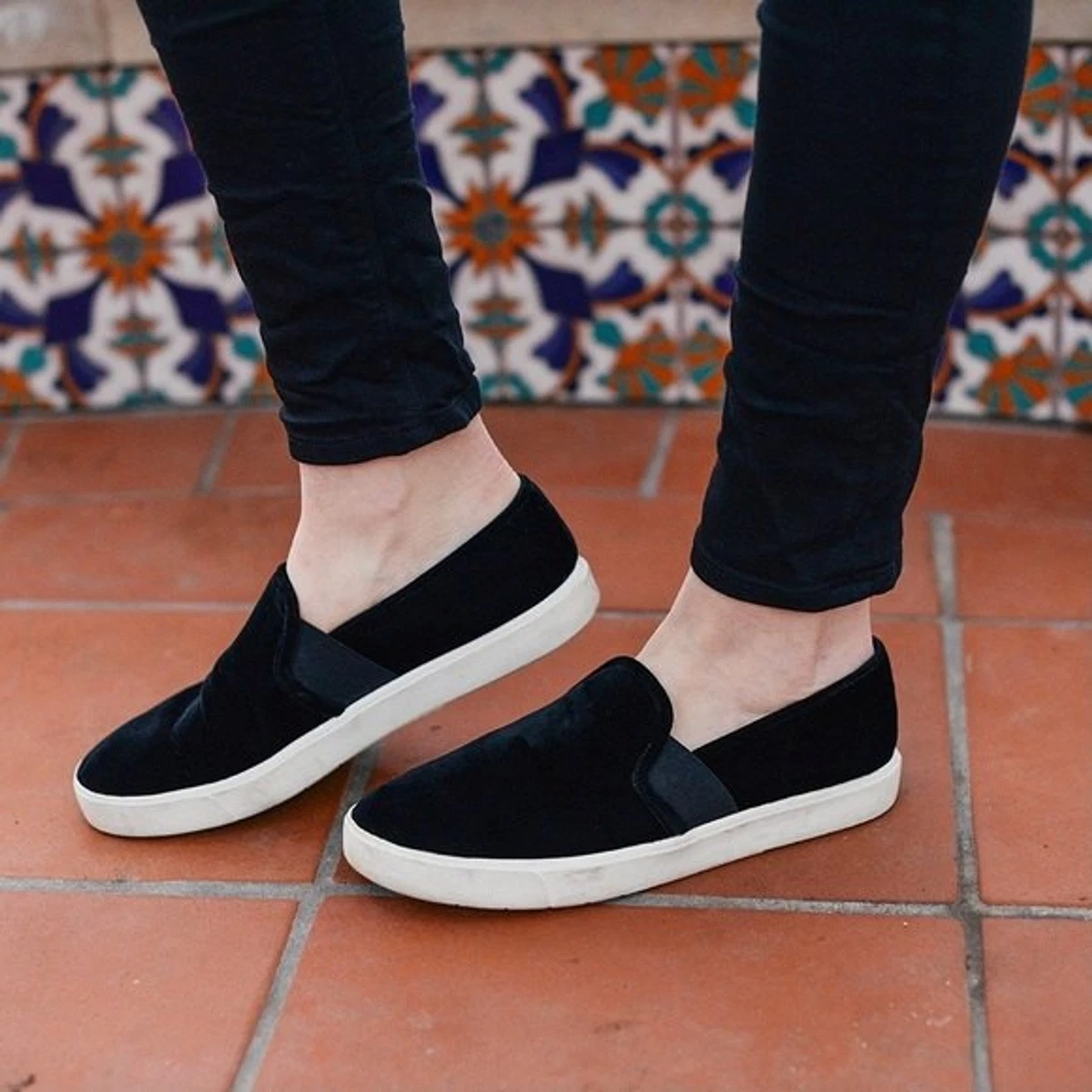 12 Minimal White Sneakers That Match Every Outfit — The Denizen Co.