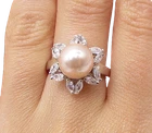 925 Silver  Freshwater Pearl & White Cubic Zirconia Floral Ring Sz 7  RG3433