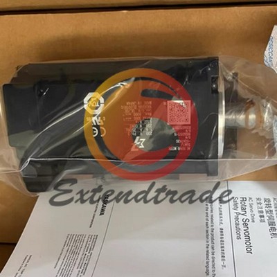 One New In Box Yaskawa SGM7J-02A7A2C AC Servo Motor