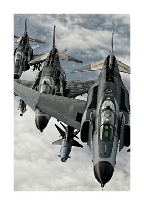 F4 Phantom x4 US Air Force montiertes A4 Poster mit Rahmenwahl