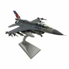 Amer Com 1/72 Singapore Air Force F-16D Fighting Falcon D Block-52 Model Display
