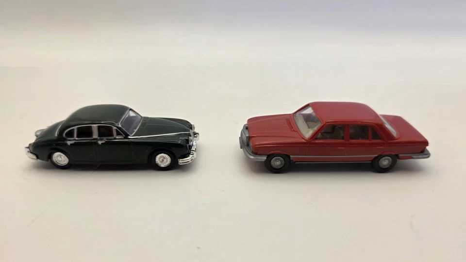 HO Scale - '73 Mercedes 450 SE & '60 Jaguar Mark 2 (Set) - Viking & Model Power - Image 4 of 4