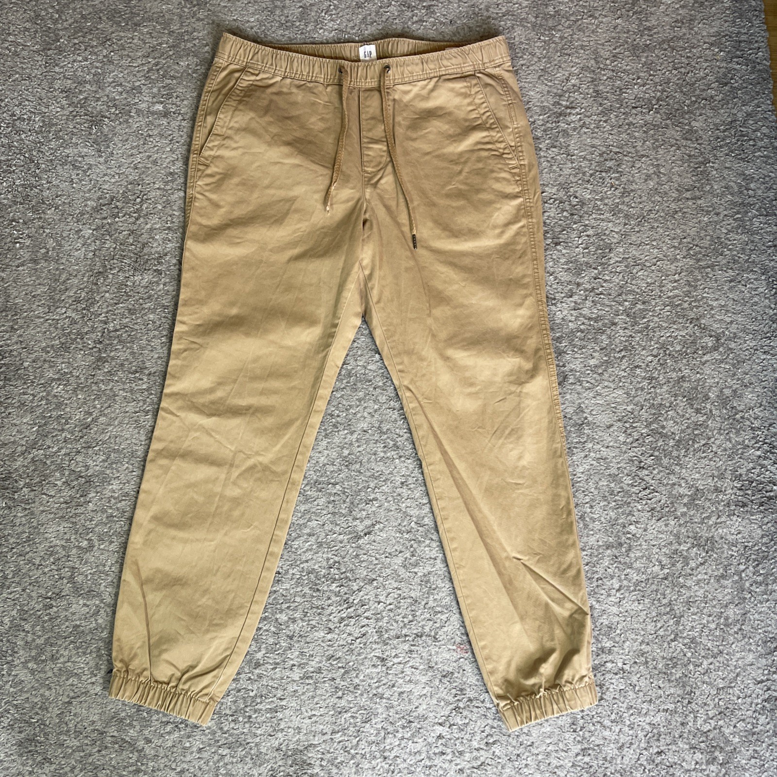 Gap Cargo Joggers drawstring with cuffed ankle me… - image 1