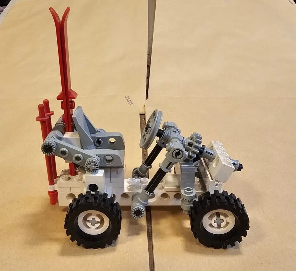 LEGO Technic 8620 Snow Scooter, foto 1 di 4
