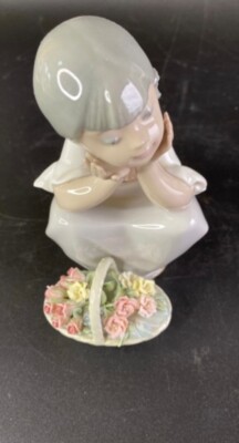 LLADRO 415A Pondering Girl Flowers Sitting Basket Thinking No Box Figurine  RARE