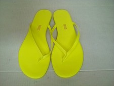 tkees neon yellow
