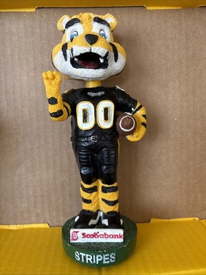 CFL Fottball Bobblehead Hamiton Tiger Cats Ti-Cats STRIPES SGA