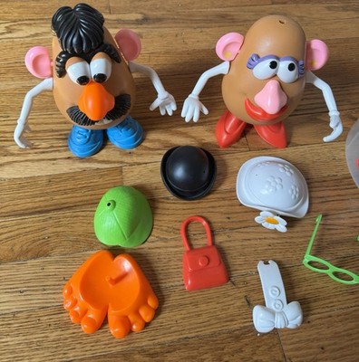 Vintage Toy Story 2 Mr and Mrs Potato Head Bucket of Parts Hasbro