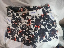 Ann Taylor shorts sz 8.