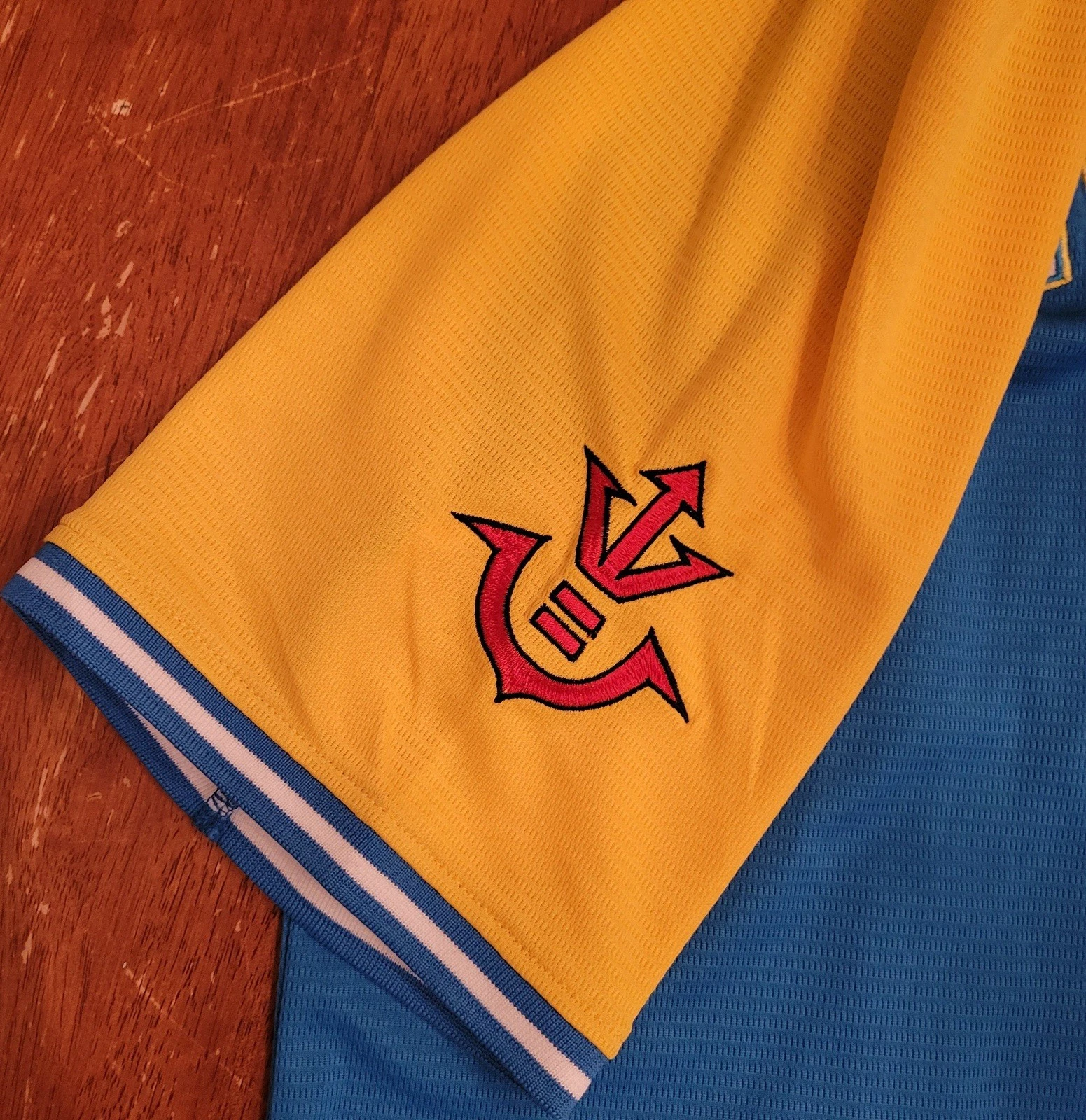 Dragon Ball Z Medium Baseball Jersey Vegeta Saiyan 1