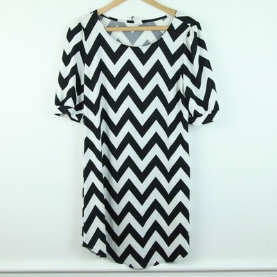 Vintage Small Tunic Y2K Chevron Going Out Girlie Top Twee 2010s Quirky Funky