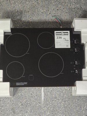 GE JP3030DWBB 30-inch 4-Burner Element Radiant Electric Cooktop  Black
