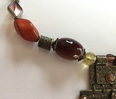Collier Pectoral Ethnique AXELLE CREATION – Pendentif Rectangulaire Pâte De Verre Années 70