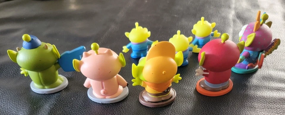 Lot of 8) Disney Pixar Remix Aliens --- LOOK!! - Image 4 of 4