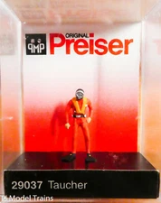 Preiser HO #29037 Individual Figure - Recreation -- Scuba Diver (Hand Painted)