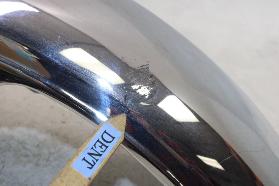 15-18 YAMAHA SR400 OEM FRONT WHEEL FENDER - Image 4 of 4