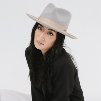Gigi Pip Monroe Light Gray/Tan, Sz 57, MSRP $146, NWT | eBay display picture 2