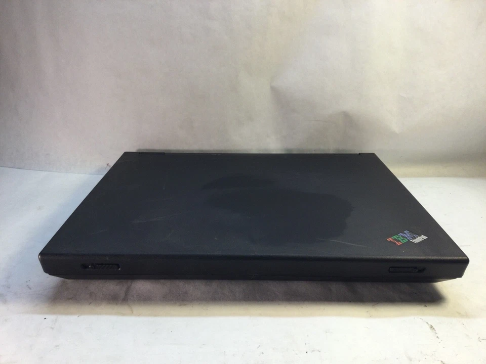 IBM ThinkPad 1161 Intel Celeron - BOOTS/BROKEN DISPLAY- MZ - Image 2 of 4