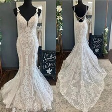 Lace Mermaid Wedding Dresses Train V-Neck Floor-Length Sleeveless Bridal Gowns