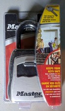 MASTER LOCK Key Safe Medium Size Outdoor Model Number 5400D