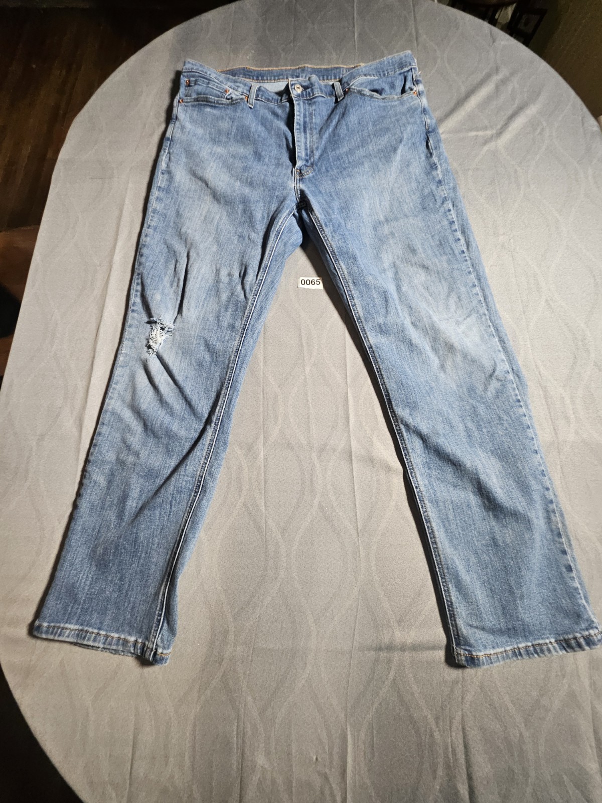 40x32 Distressed Medium Wash Denim