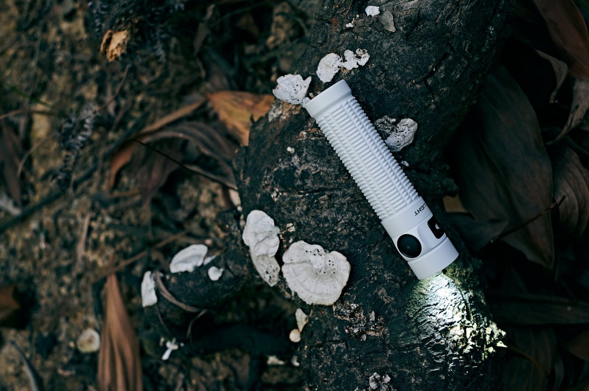 専用【希少品・限定品】オーライト Olight Baton 3 Pro ホワイト Olight Baton 3 Pro - White - DLT Trading