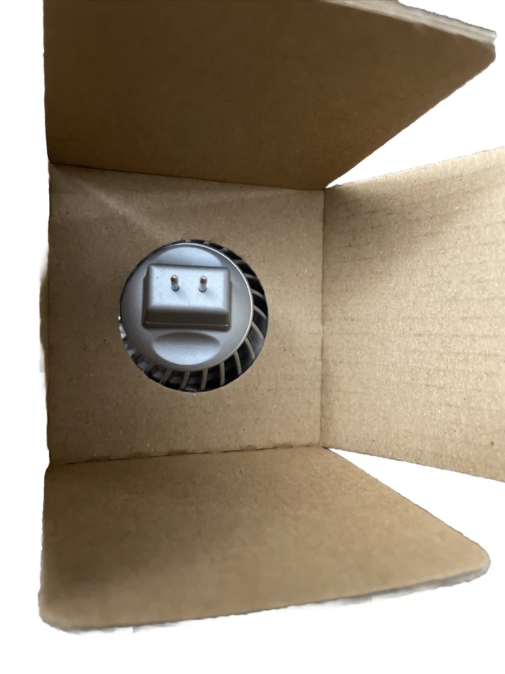 Energy Smart Technologie Dimmable 7 Watts MR16 3000K / 12 Volts CA/CC ( 6Pieces) - Image 4 of 4