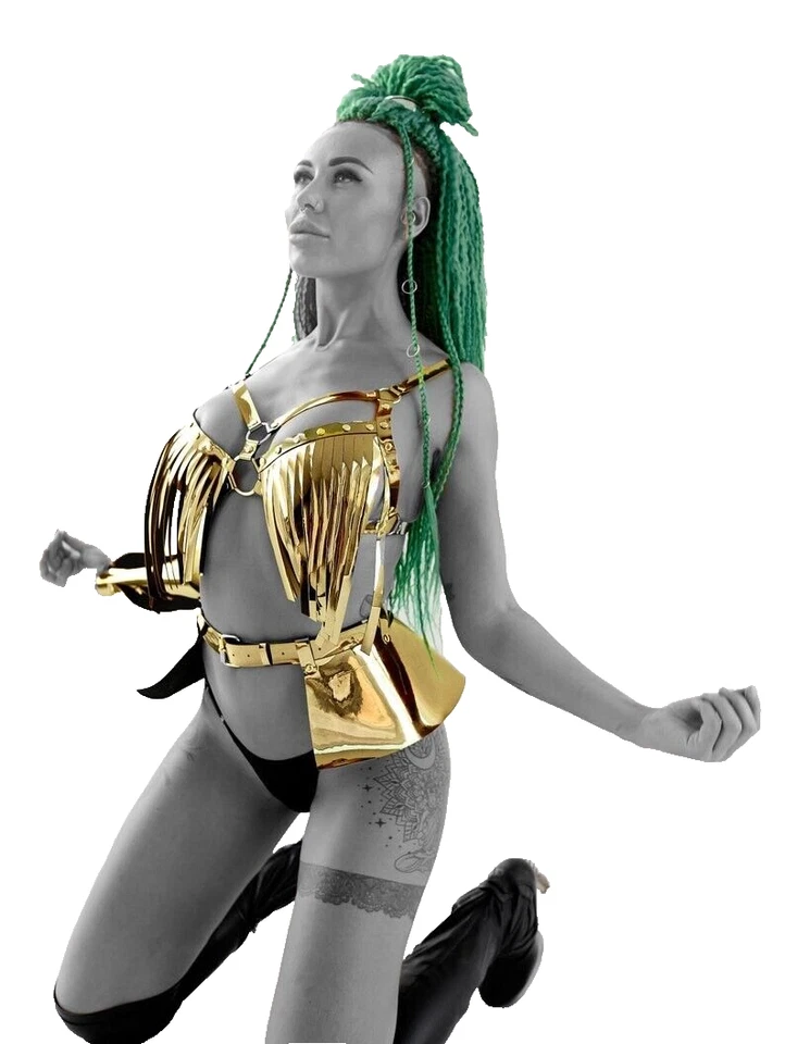 Conjunto de Disfraz Festival Rave con Sujetador Foream Dorado Falda Cyber Punk Futuristic Mad M Foto 2 de 4