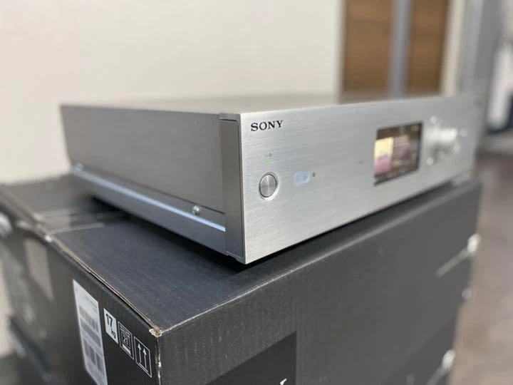 HAP-Z1ES Sony HDD audio player high resolution sound source silver