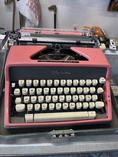 Olympia De Luxe SM7 Typewriter W/case & Sleeve. Rare Salmon Color In Spanish thumbnail