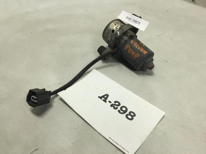 2012 CHEVROLET TRAVERSE 3.6L POWER BRAKE BOOSTER AUXILIARY VACUUM PUMP OEM+ - Image 3 of 4