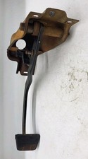 88-95 Gmc Chevy Clutch Pedal Assembly 1500 3500 88-95 Gmc Chevy Clutch Pedal Assembly 1500 3500