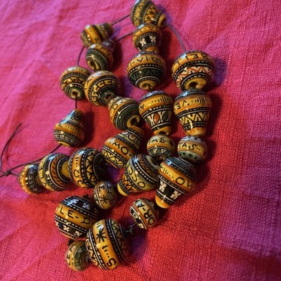 Vintage Italienische Keramik Perlen 25 Perlen mit Lateinischen Sätzen - Perugia, Italy